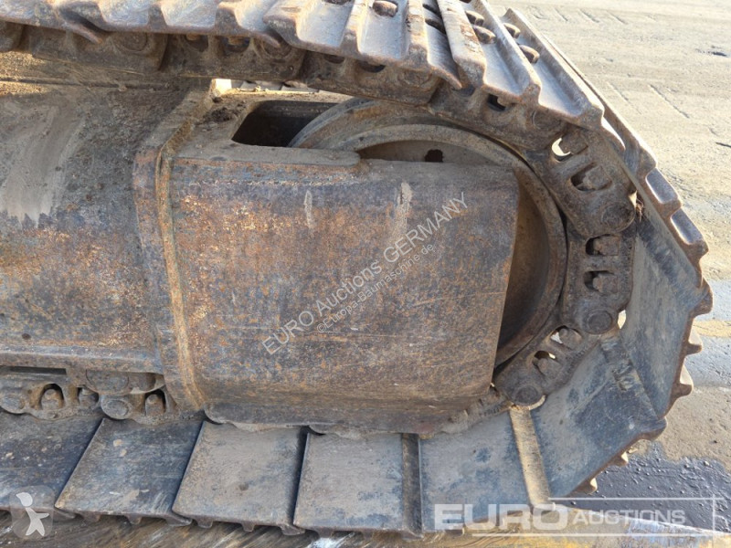 جرافة Volvo EC240