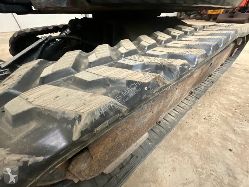 Багер Bobcat 35z