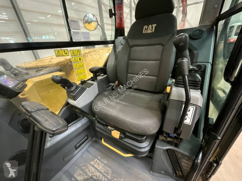 Graafmachine Caterpillar CR