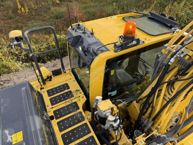 Escavadora Komatsu I-11E0