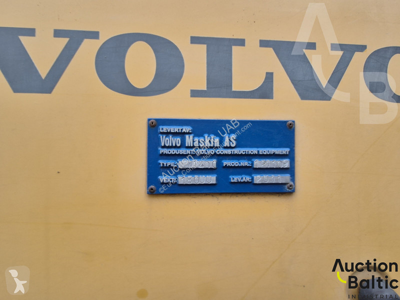 Escavadora Volvo