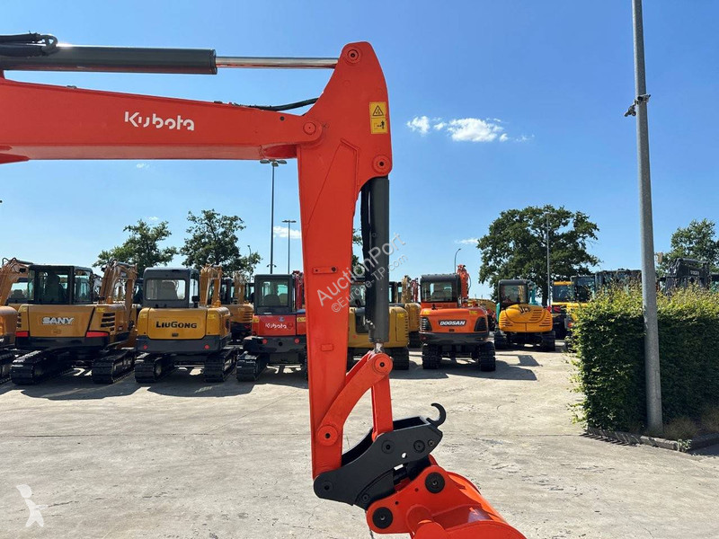 Escavadora Kubota KX155-3SZ