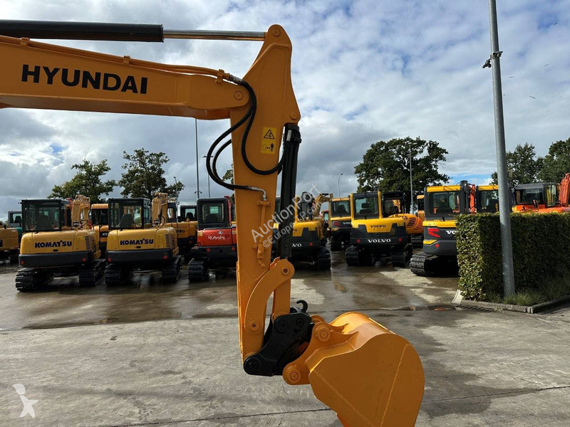 Escavadora Hyundai HX55