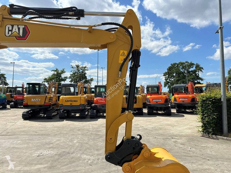 Escavadora Caterpillar .5E2