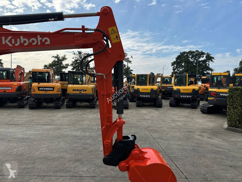 Escavadora Kubota KX135-3SZ
