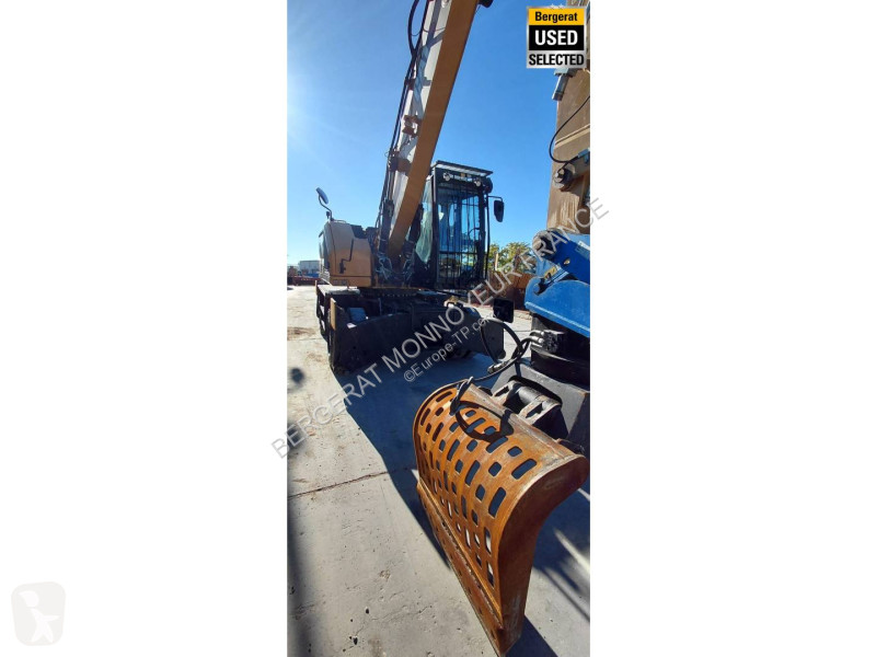 Excavadora Caterpillar MH3024