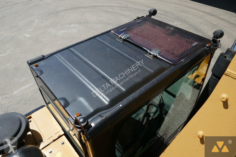 Graafmachine Caterpillar 335F LCR
