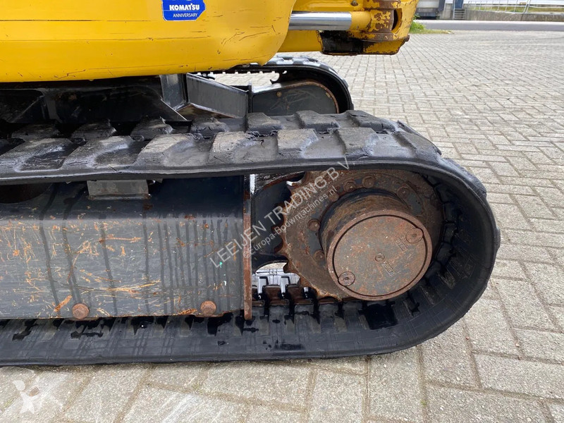 Excavator Komatsu PC26MR-3
