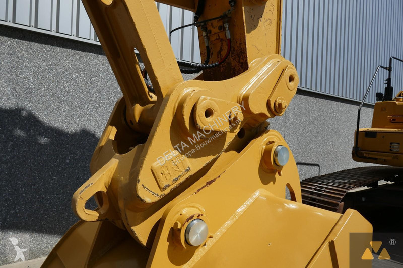 Graafmachine Caterpillar 320FL