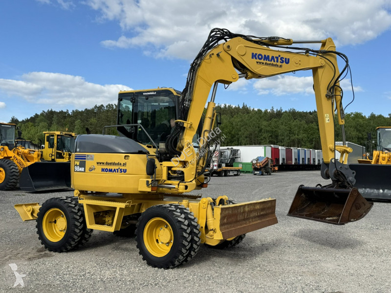Excavator Komatsu Pług + Podpory 10ton...