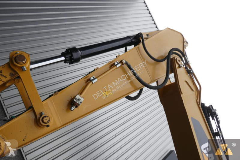 Excavator Caterpillar