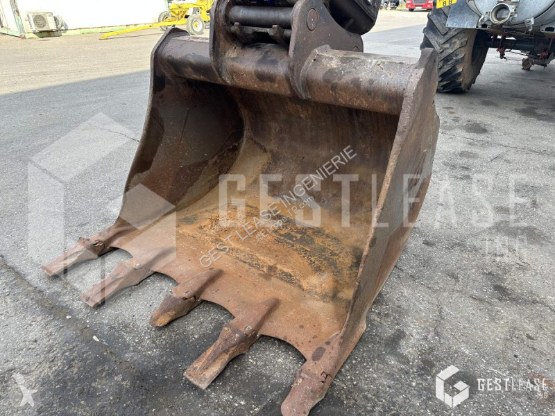 Excavator Hyundai ROBEX 480LC-9