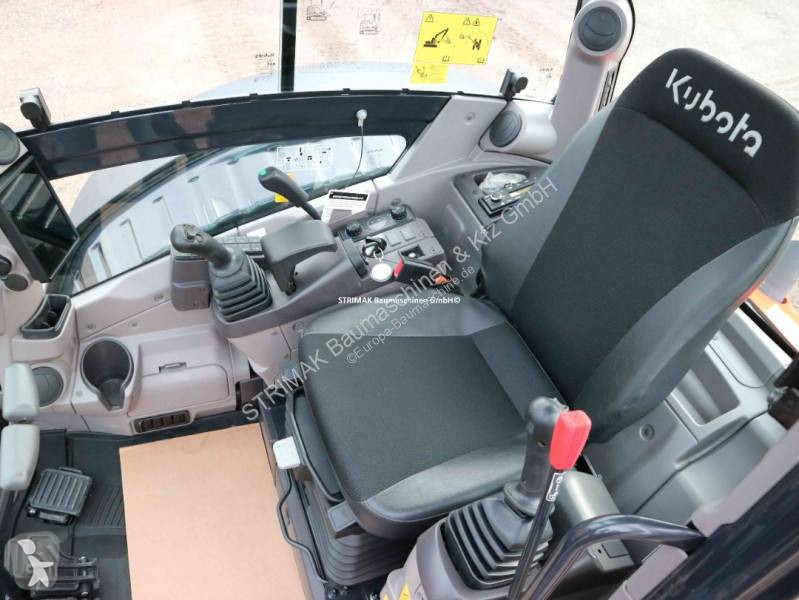 جرافة Kubota KX 060-5