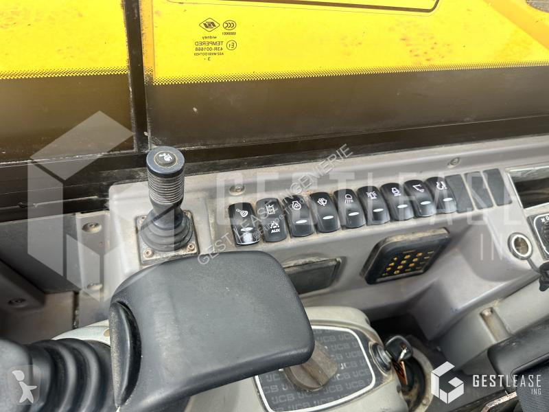 Escavatore JCB  85Z-1
