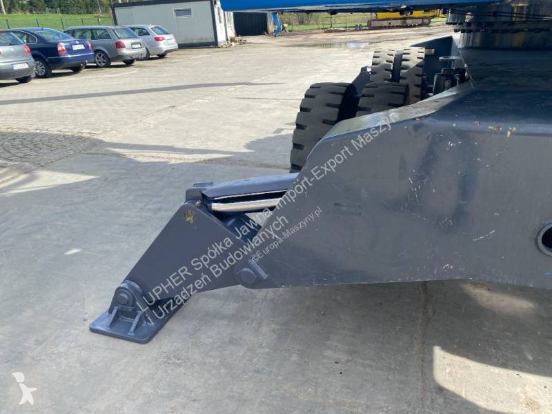 Lopatový nakládač Fuchs MHL340