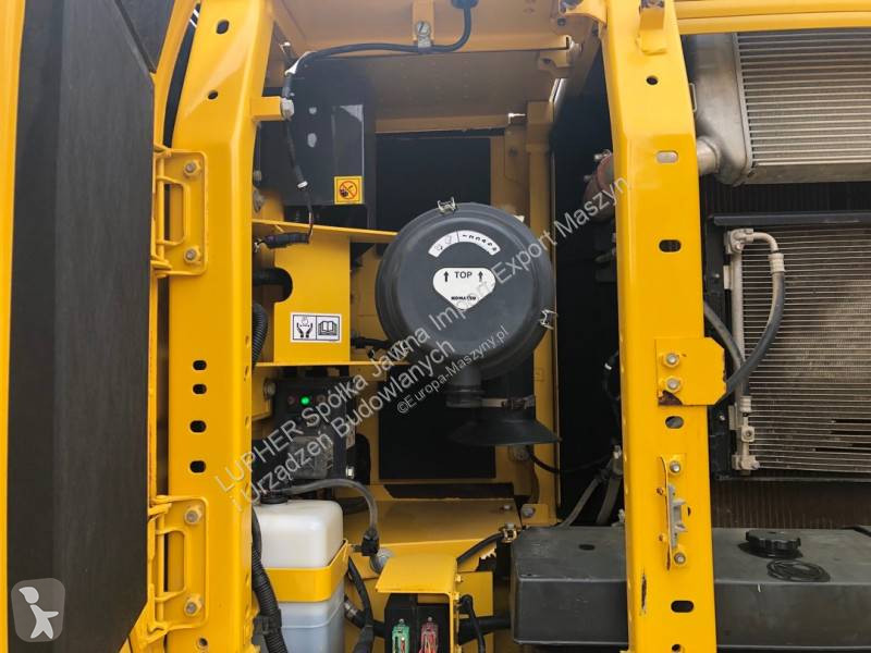 Excavator Komatsu PC210LC-11