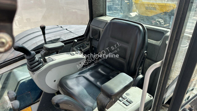 Escavatore IHI 65VX