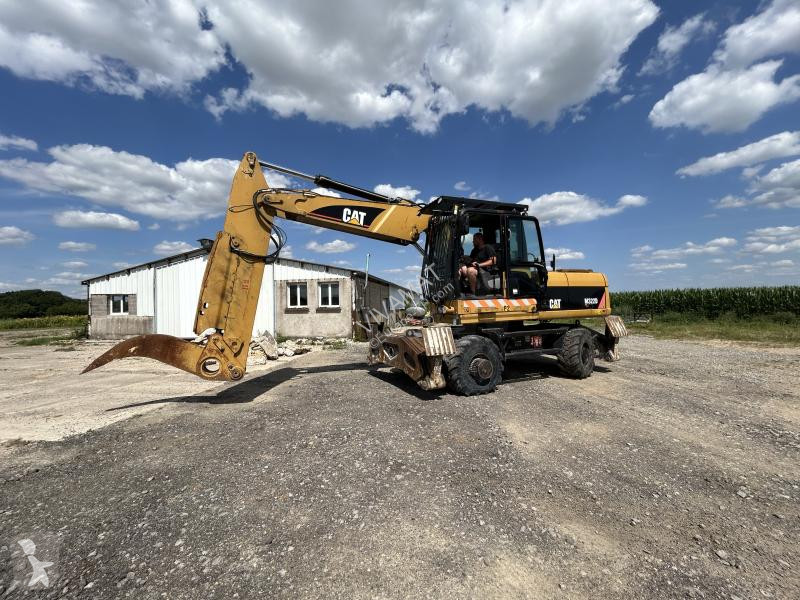 Excavator Caterpillar M322D