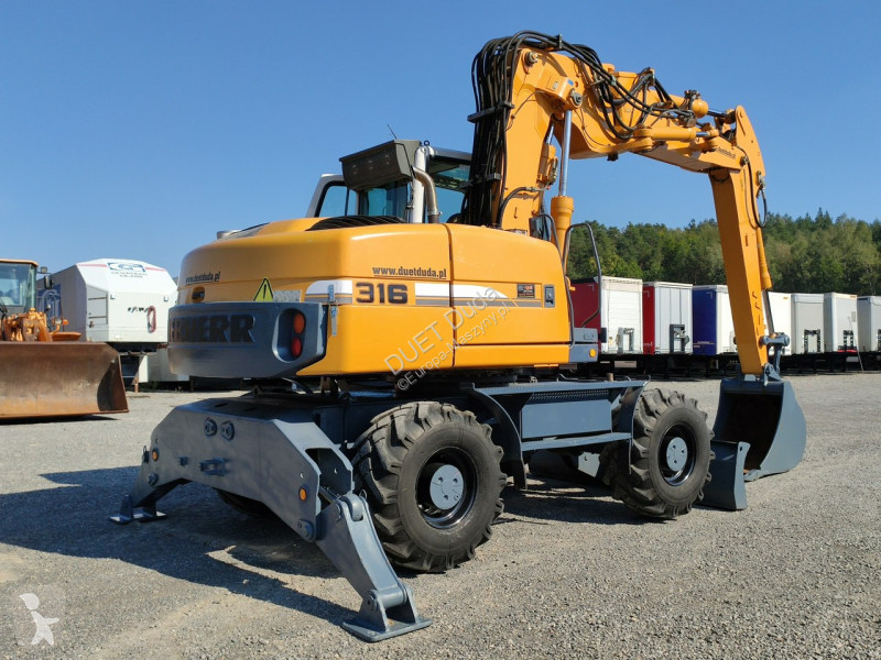 Excavator Liebherr Maszyna po Pełnym...