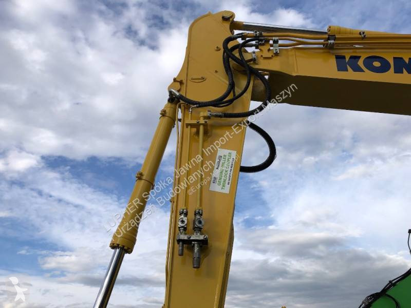Excavator Komatsu PC210LC-11
