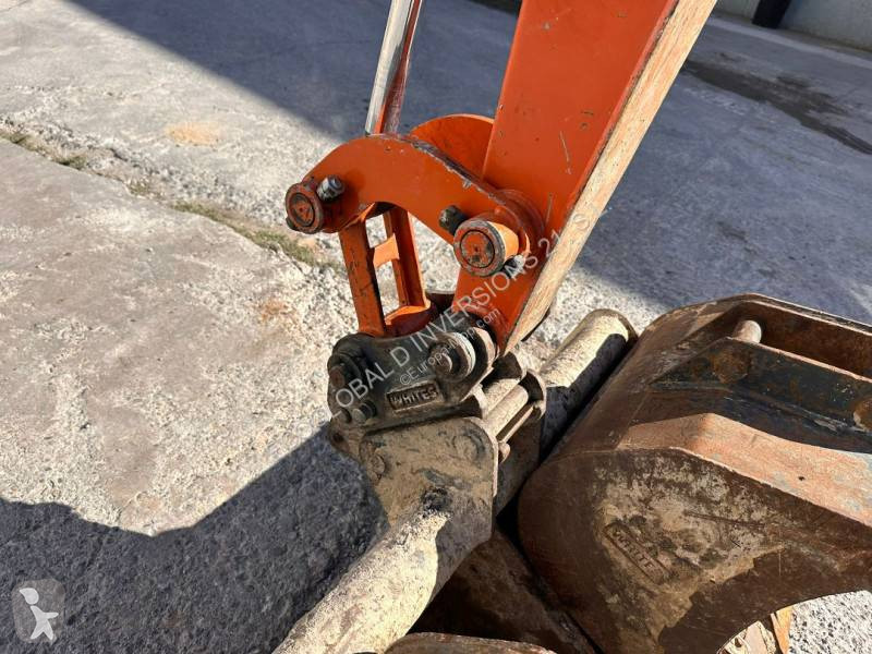 Escavadora Hitachi ZX33U-6 CLR