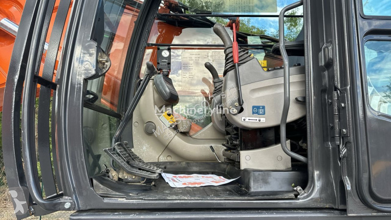 Excavadora Hitachi -3 HSD