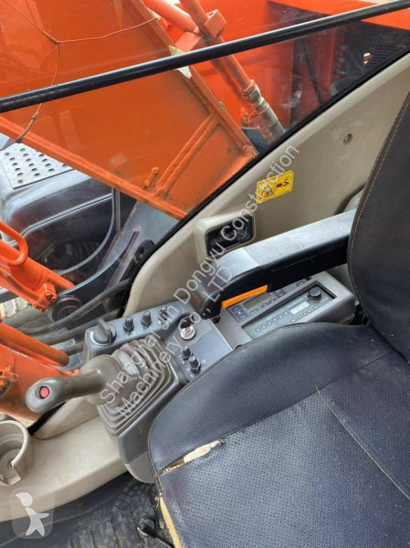 Excavadora Hitachi