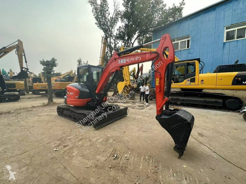 Escavadora Kubota KX163