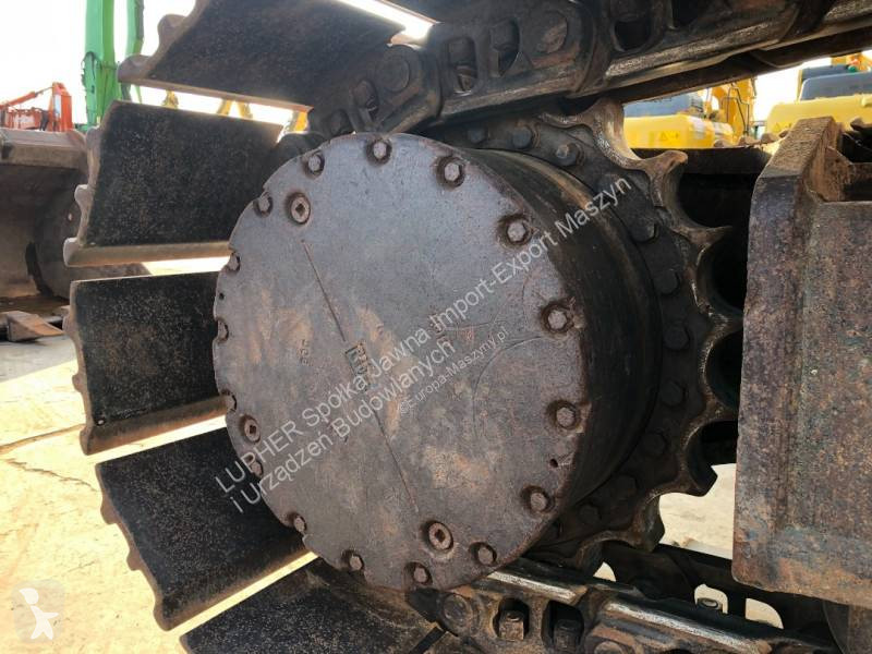 Excavator Komatsu PC490LC-11