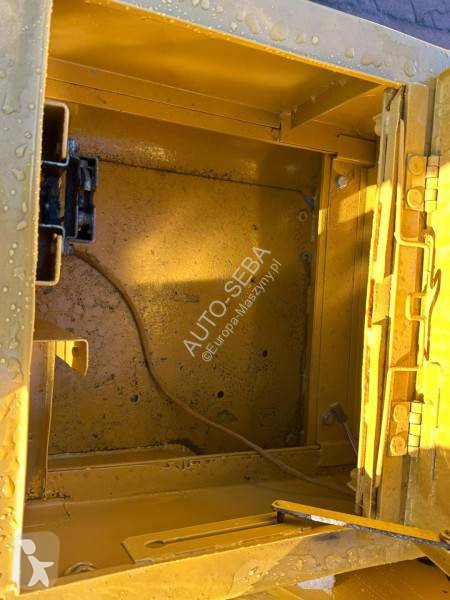Escavadora Caterpillar