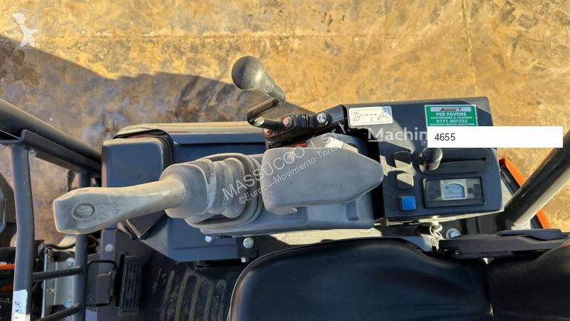 Escavatore Hitachi ZX19U 5A YLR