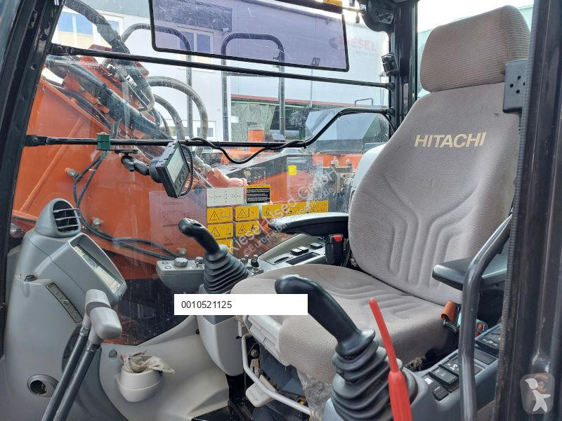 Escavadora Hitachi -6