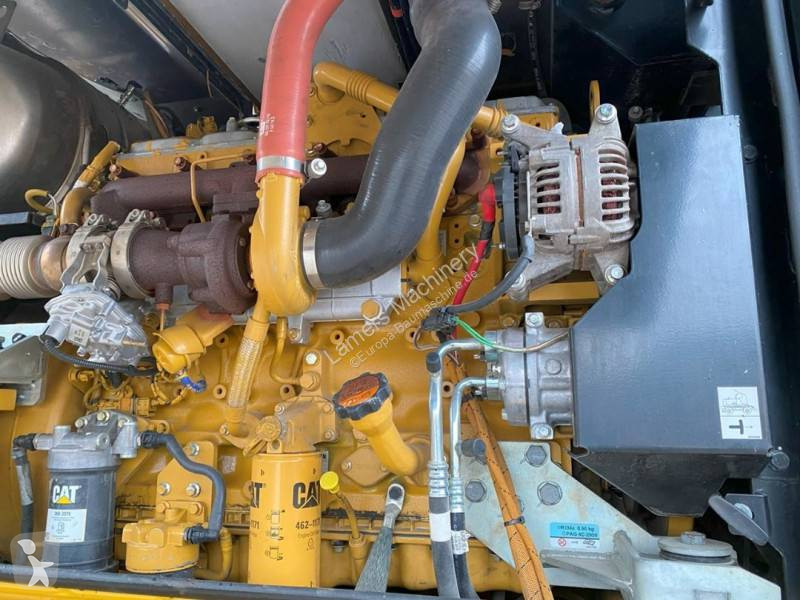 Escavatore Caterpillar F