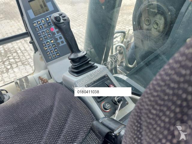 Excavator Atlas