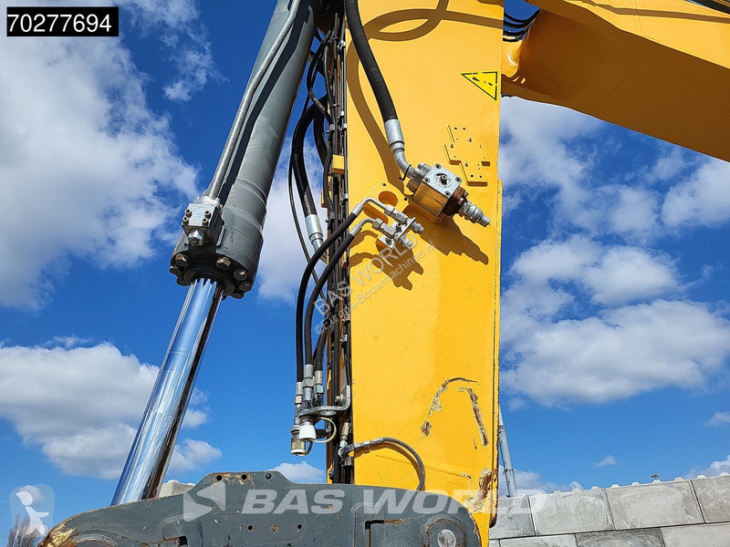 Excavadora Liebherr SHD