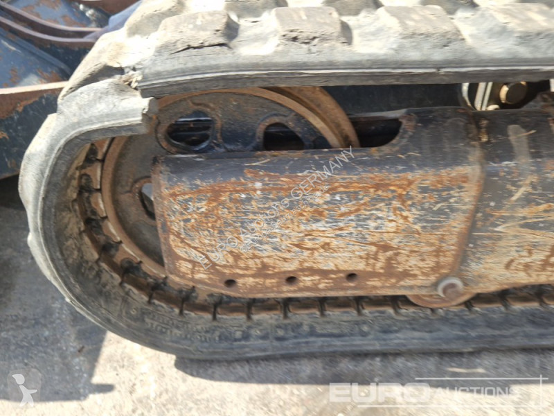 Escavadora Yanmar SV22