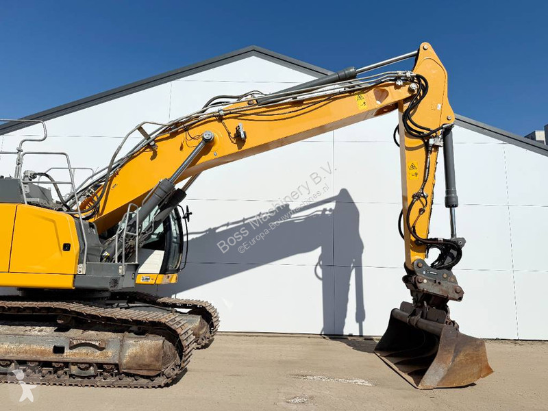 Lopatový nakládač Liebherr R926NLC - German...