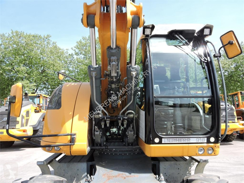 Escavadora Liebherr A918