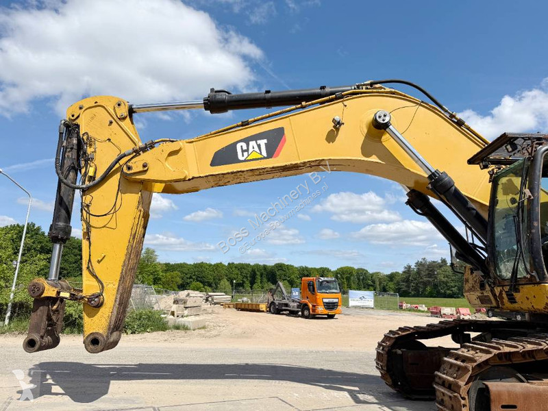 Escavadora Caterpillar ME - Automatic Greasing...
