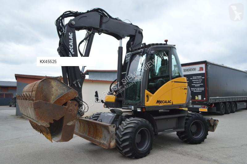 Excavator Mecalac E