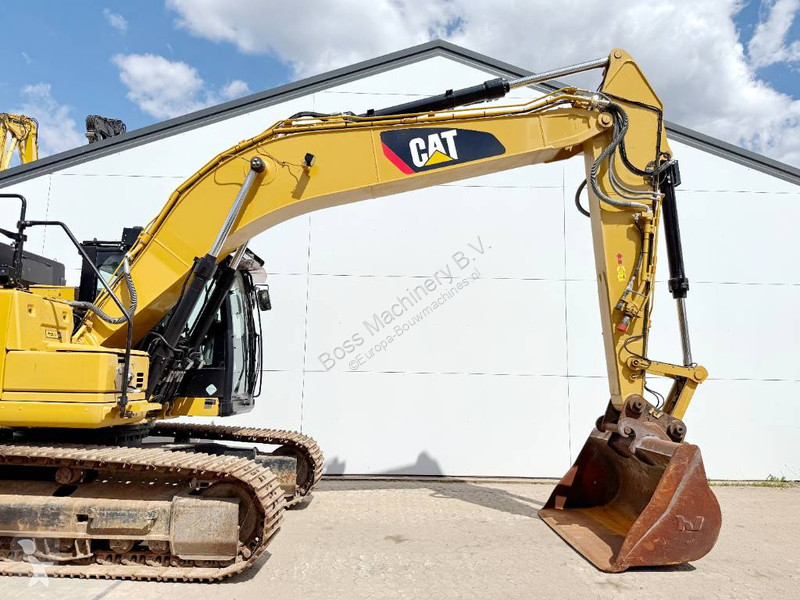 Graafmachine Caterpillar 323FL Z-Line Full...