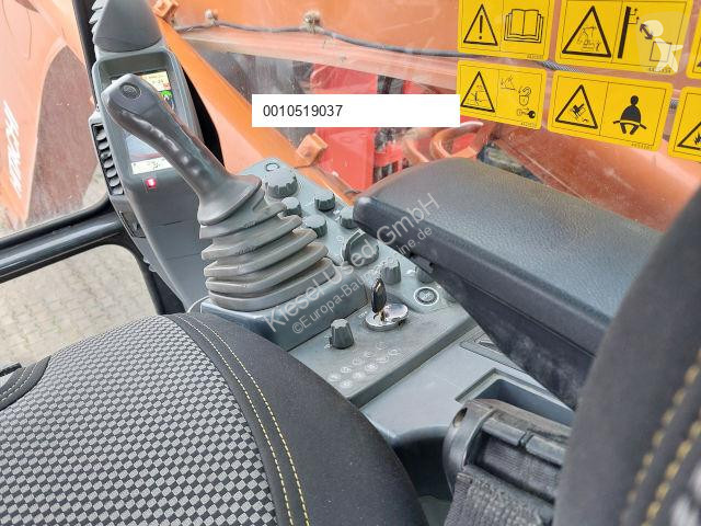 Escavadora Hitachi ZX890LCH-6
