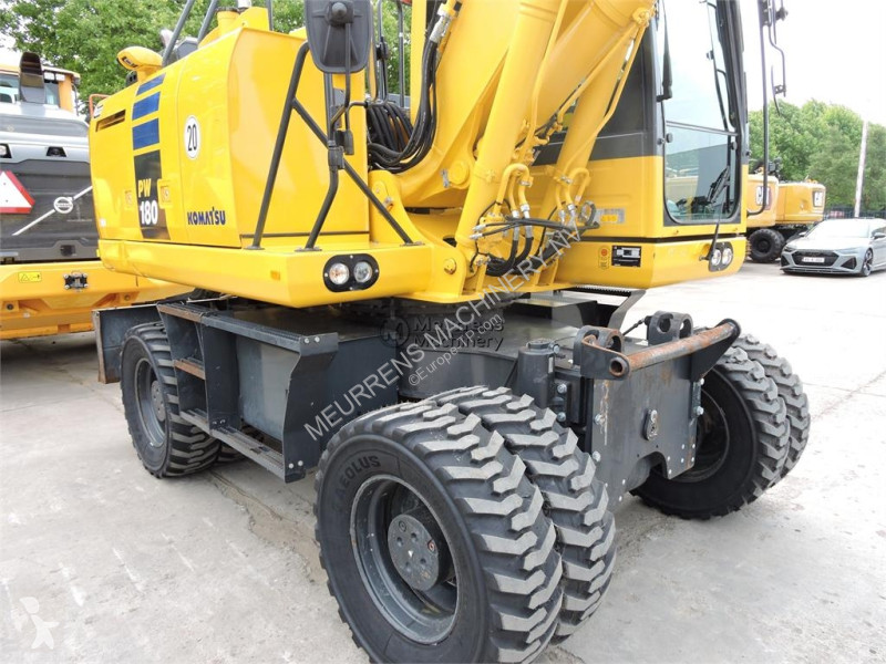 جرافة Komatsu -10 German+New tyres