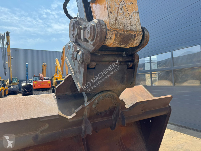 Excavadora Liebherr NLC