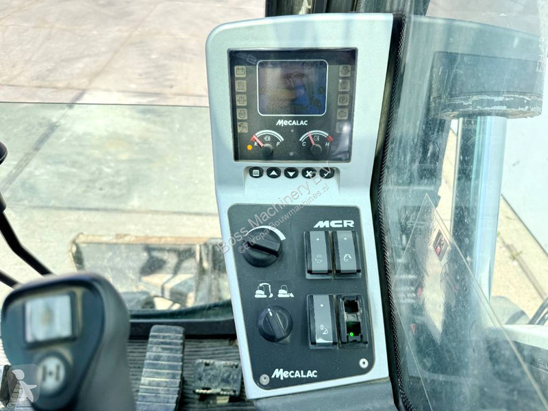 Excavator Mecalac - 6 Attachments Included!...