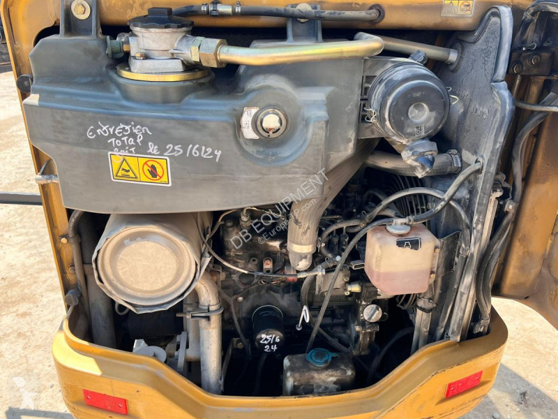 Escavatore Caterpillar MINIPELLE 1,7T (NET DE TVA)