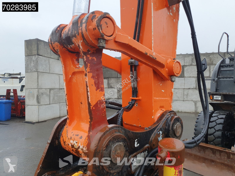 Escavadora Hitachi ZX140W -3 OUTRIGGERS - ROTOTILT