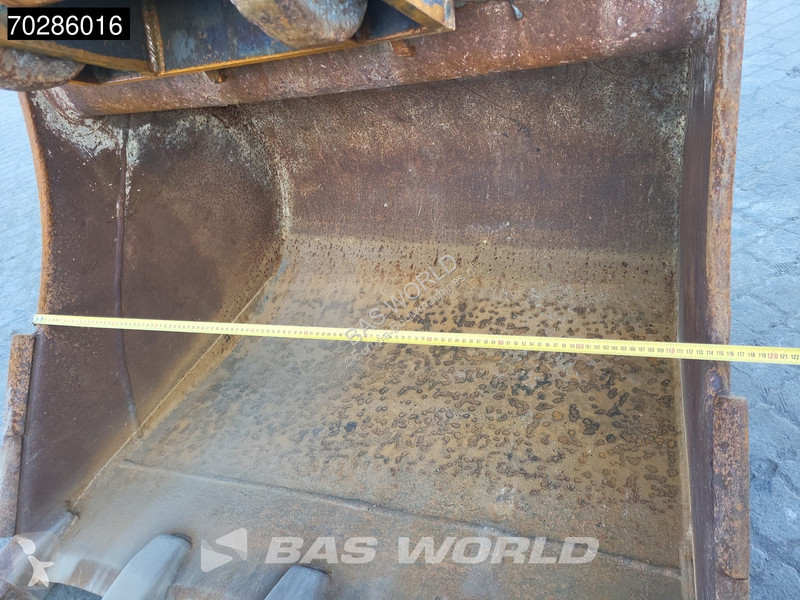 Graafmachine Volvo C220