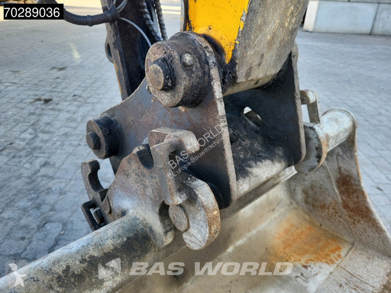 Escavadora JCB HD110W T4F HYDRADIG