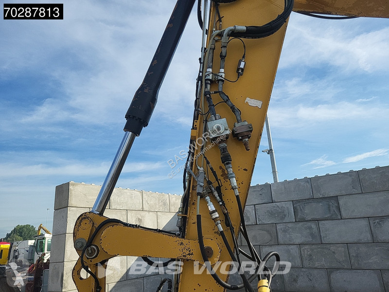 Excavator Caterpillar D OUTRIGGERS + BLADE